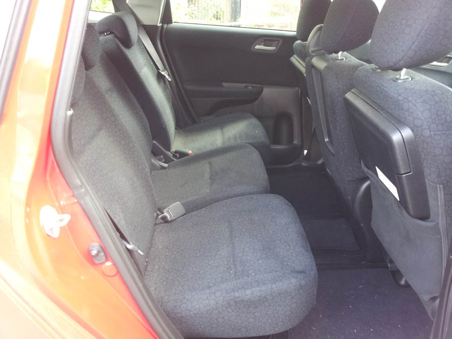 Honda FRV I-VTEC SE seat-passenger-side-rear